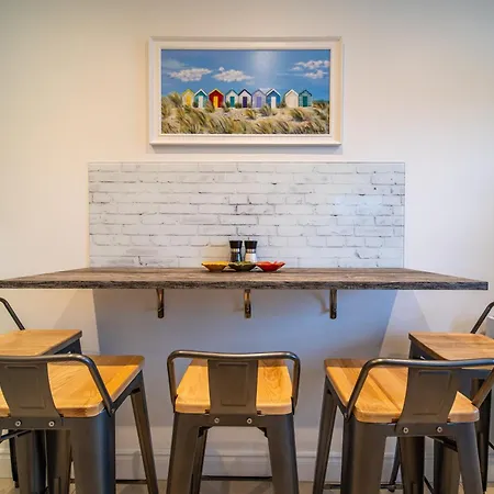 Teach Saoire Ballina (Mayo)